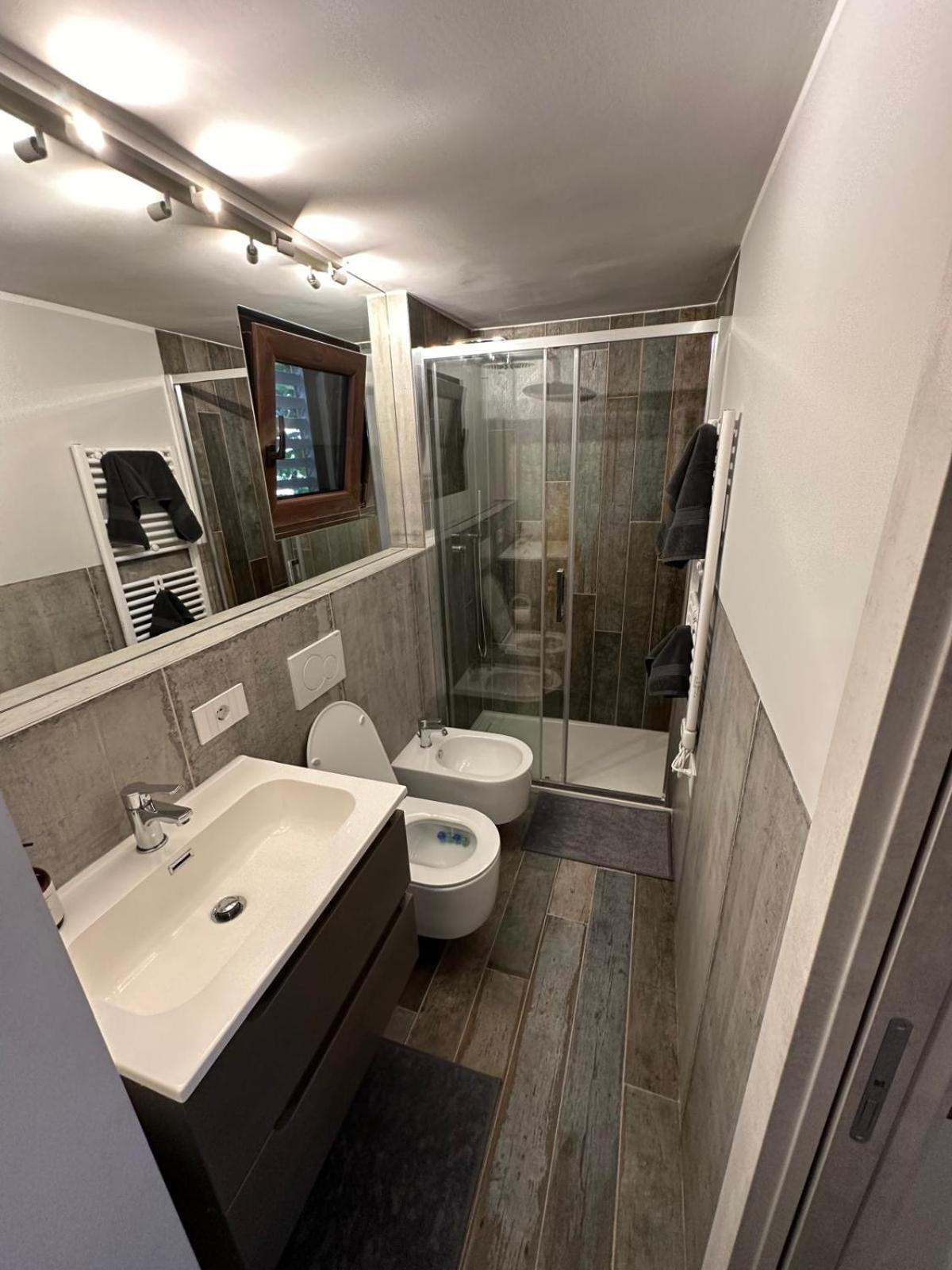 Apartment Due Fiori Loft Niguarda Mailand